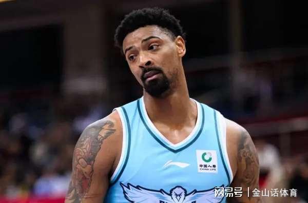 爱游戏登录入口-掀翻联盟第4!2名辽粤弃将成功臣,一个6中5砍2双,一个末节12分