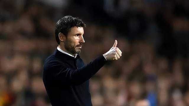 爱游戏登录入口-何塞米提醒曼联高层,卡里克是否转正还要考察,滕哈赫当时有点冤